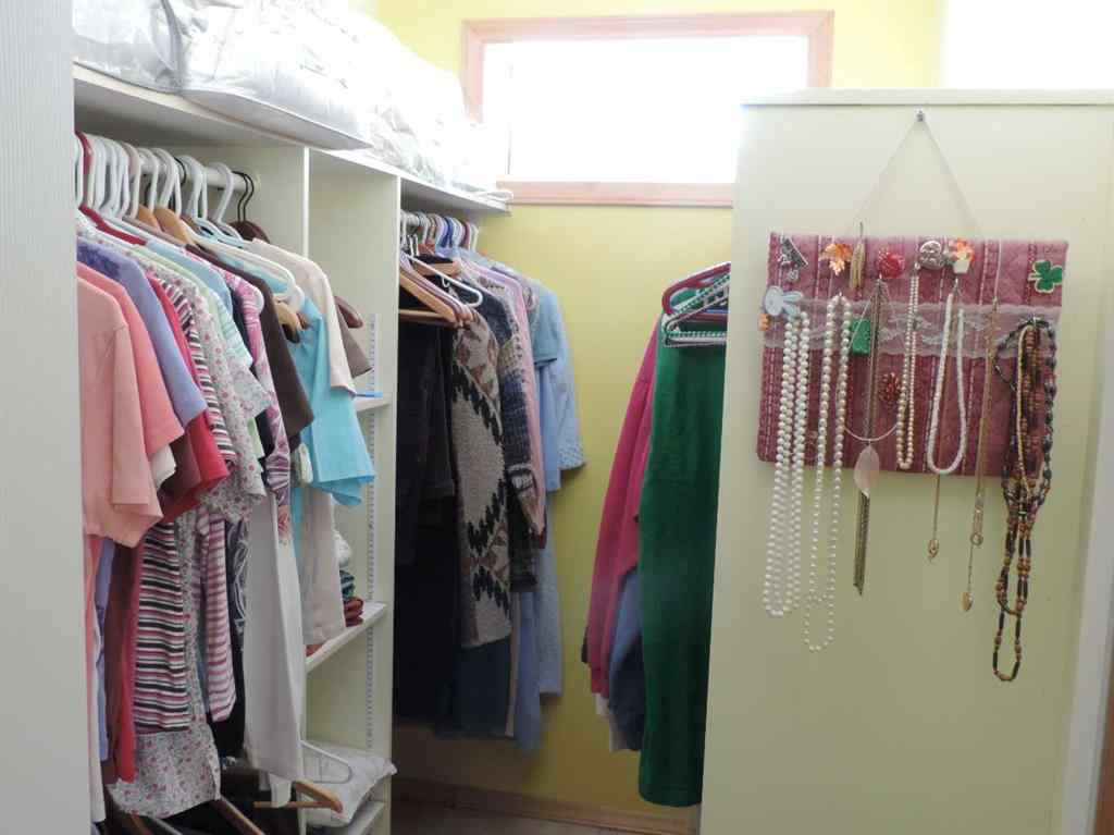 MLS® A2260393 -  #11 Poor Man Flats Blue 14021  Hwy 53   in NONE Rural Ponoka County, Residential