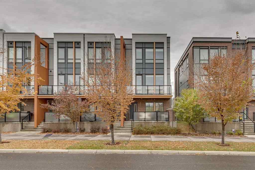 MLS® A2260396 - 3225 39 Street NW in University District Calgary, Residential