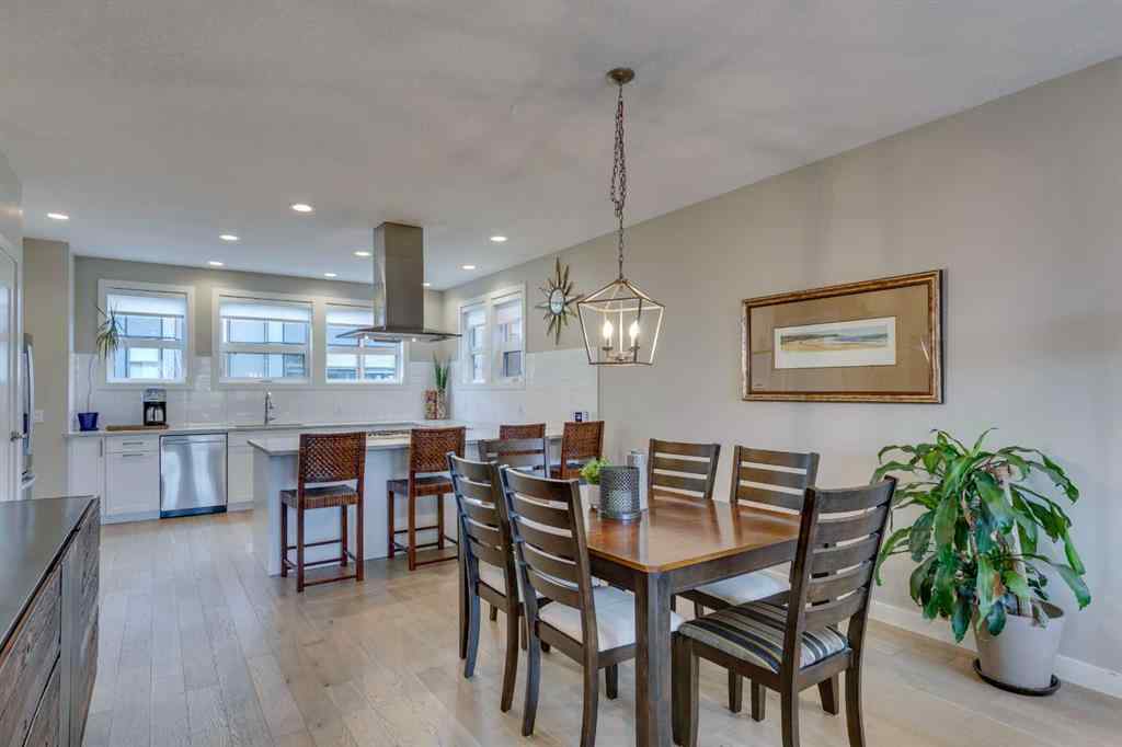 MLS® A2260396 - 3225 39 Street NW in University District Calgary, Residential