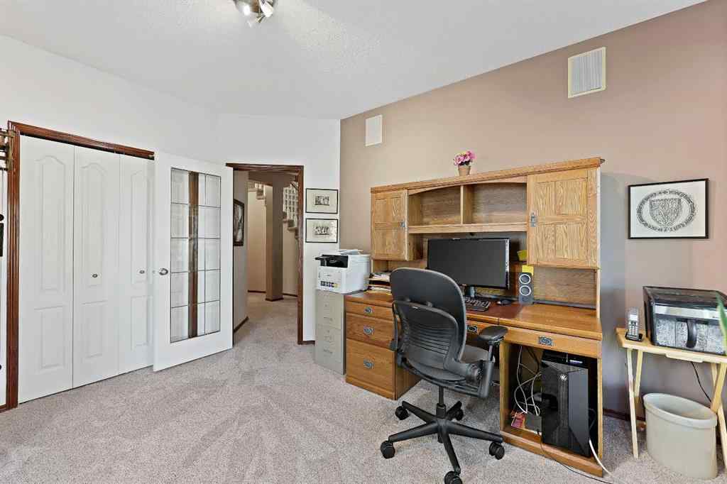 MLS® A2260401 - 163 Douglasview Road SE in Douglasdale/Glen Calgary, Residential