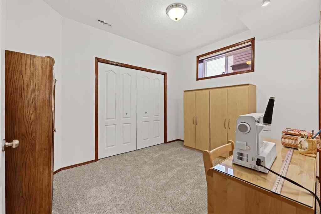 MLS® A2260401 - 163 Douglasview Road SE in Douglasdale/Glen Calgary, Residential