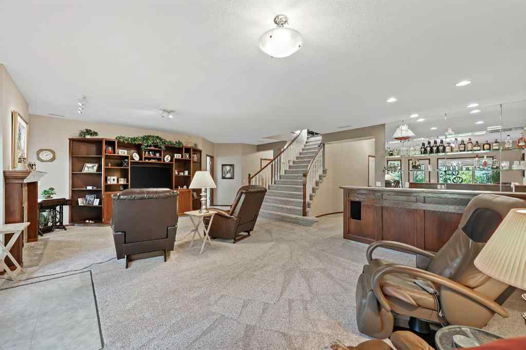 MLS® A2260401 - 163 Douglasview Road SE in Douglasdale/Glen Calgary, Residential