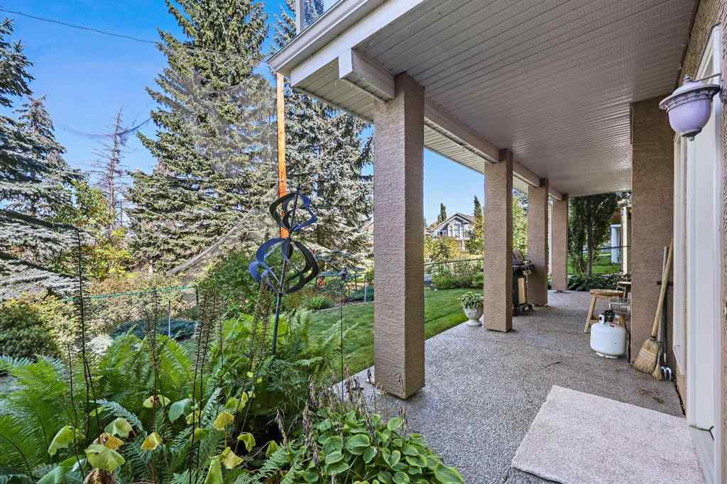 MLS® A2260401 - 163 Douglasview Road SE in Douglasdale/Glen Calgary, Residential