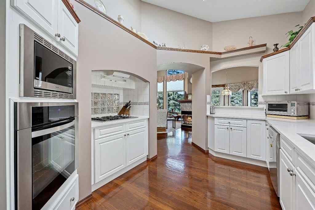 MLS® A2260401 - 163 Douglasview Road SE in Douglasdale/Glen Calgary, Residential