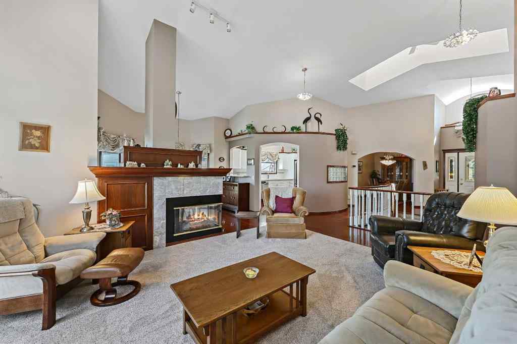 MLS® A2260401 - 163 Douglasview Road SE in Douglasdale/Glen Calgary, Residential