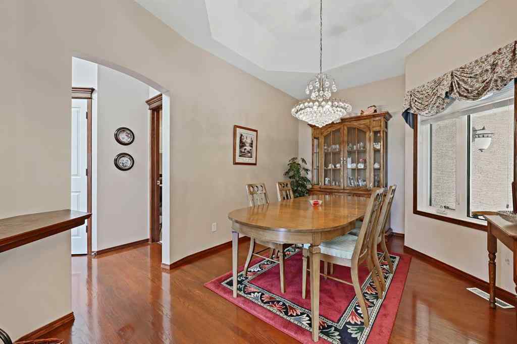 MLS® A2260401 - 163 Douglasview Road SE in Douglasdale/Glen Calgary, Residential