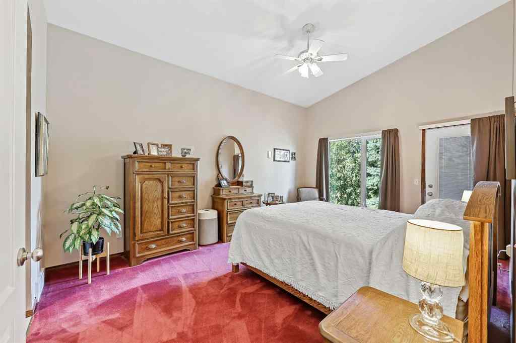 MLS® A2260401 - 163 Douglasview Road SE in Douglasdale/Glen Calgary, Residential