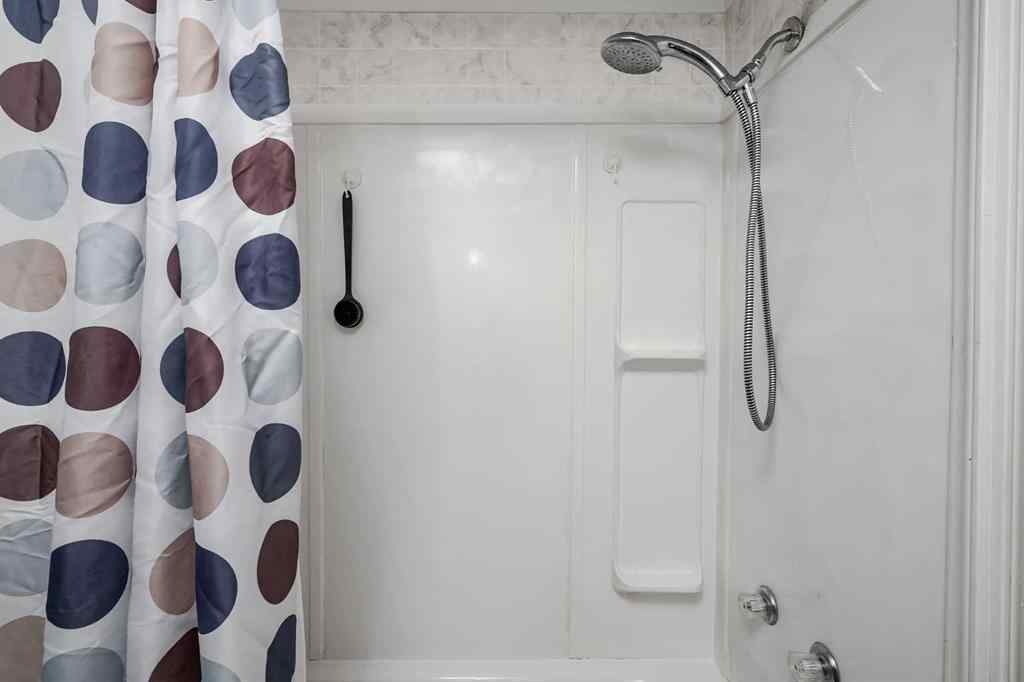 MLS® A2260413 - Unit #72 6220 17 Avenue SE in Red Carpet Calgary, Mobile