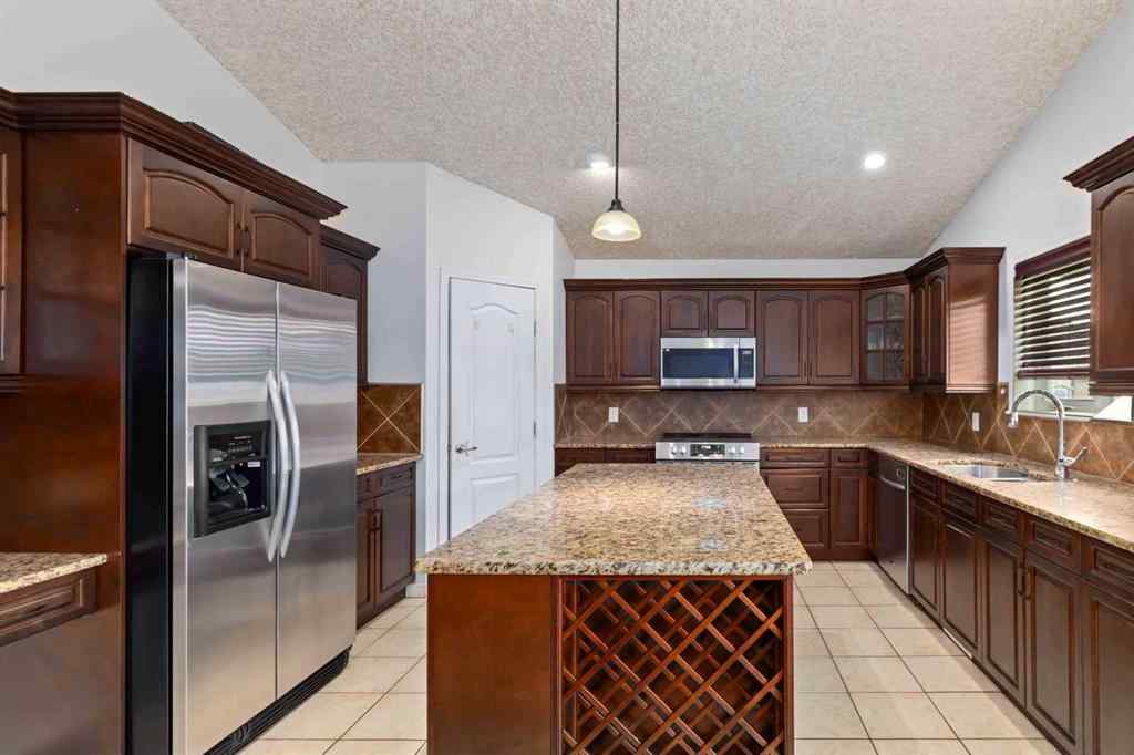 MLS® A2260425 - 197 Pliska Crescent  in Timberlea Fort McMurray, Residential