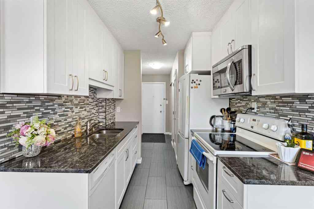 MLS® A2260430 - Unit #308 507 57 Avenue  in Windsor Park Calgary, Residential