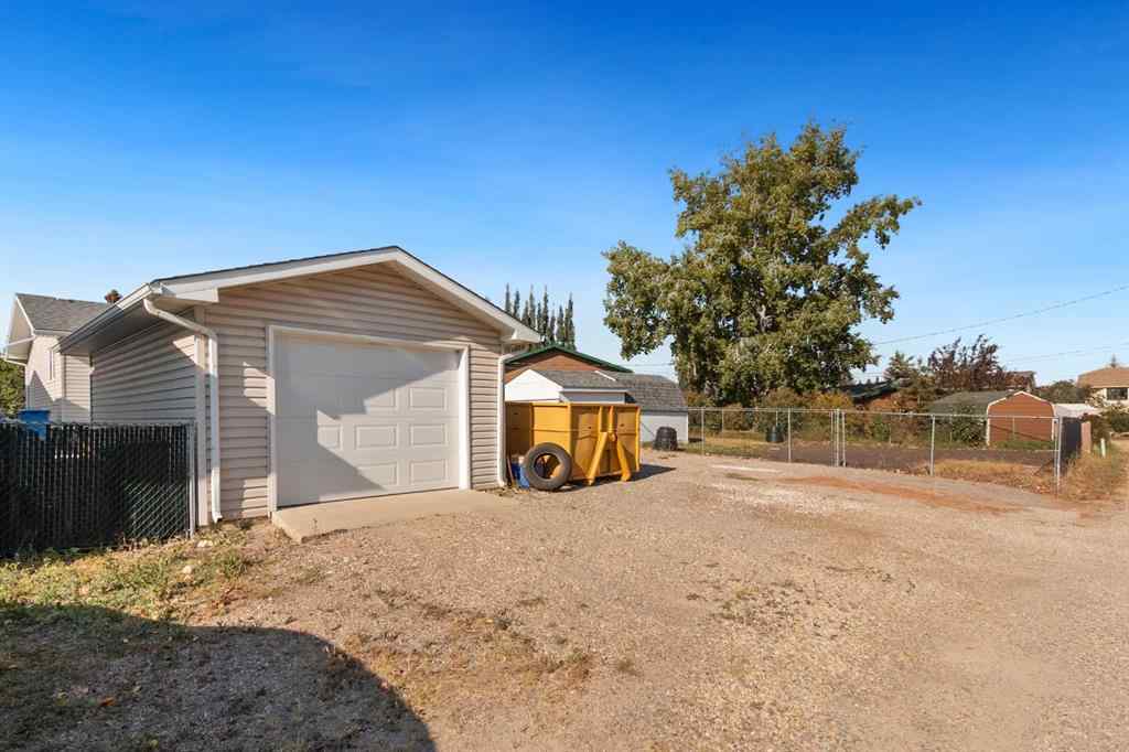 MLS® A2260434 - 21 Pearson Place  in NONE Carstairs, Residential