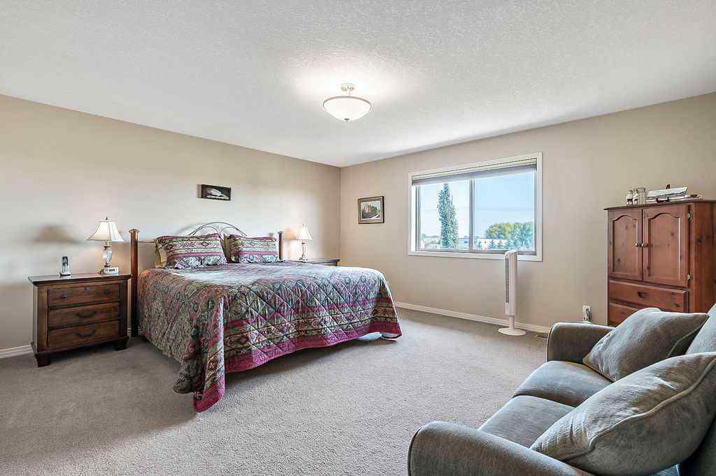 MLS® A2260447 - 29 Ranchers Crescent  in Air Ranch Okotoks, Residential