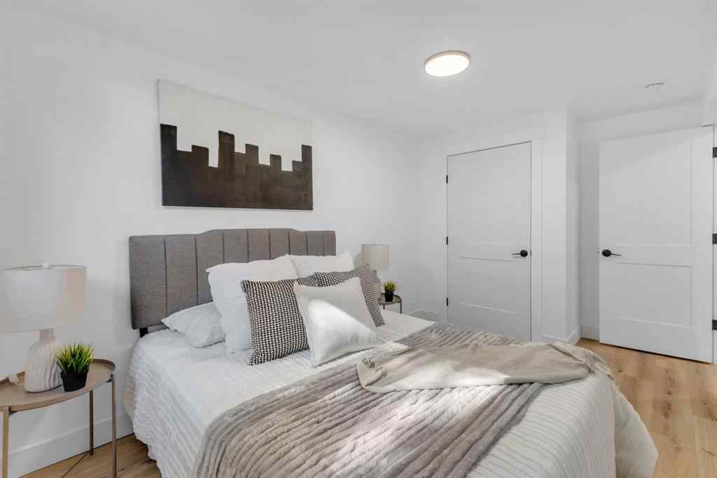 MLS® A2260448 - 208 Cedarille Green SW in Cedarbrae Calgary, Residential