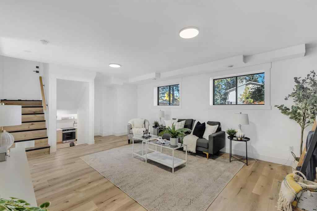 MLS® A2260448 - 208 Cedarille Green SW in Cedarbrae Calgary, Residential