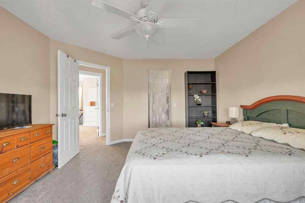 MLS® A2260452 - 320 Evermeadow Road SW in Evergreen Calgary, Residential