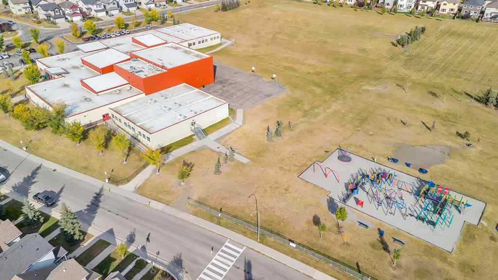 MLS® A2260452 - 320 Evermeadow Road SW in Evergreen Calgary, Residential