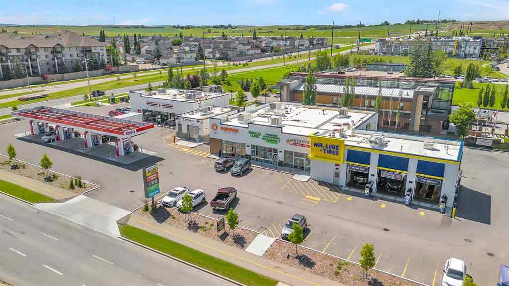 MLS® A2260452 - 320 Evermeadow Road SW in Evergreen Calgary, Residential