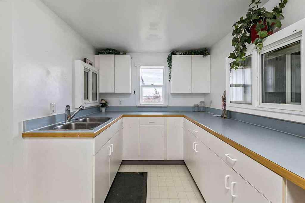 MLS® A2260457 -  193050 Range Road 252   in NONE Rural Vulcan County, Residential