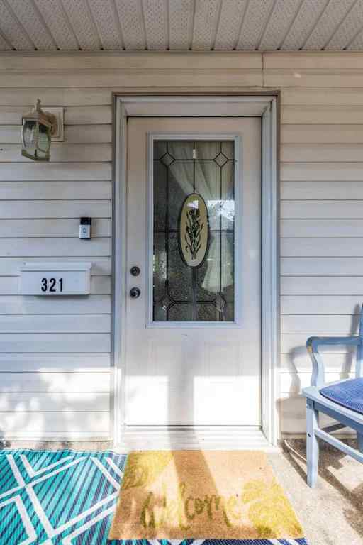 MLS® A2260459 - 321 Washington Way SE in River Flats Medicine Hat, Residential