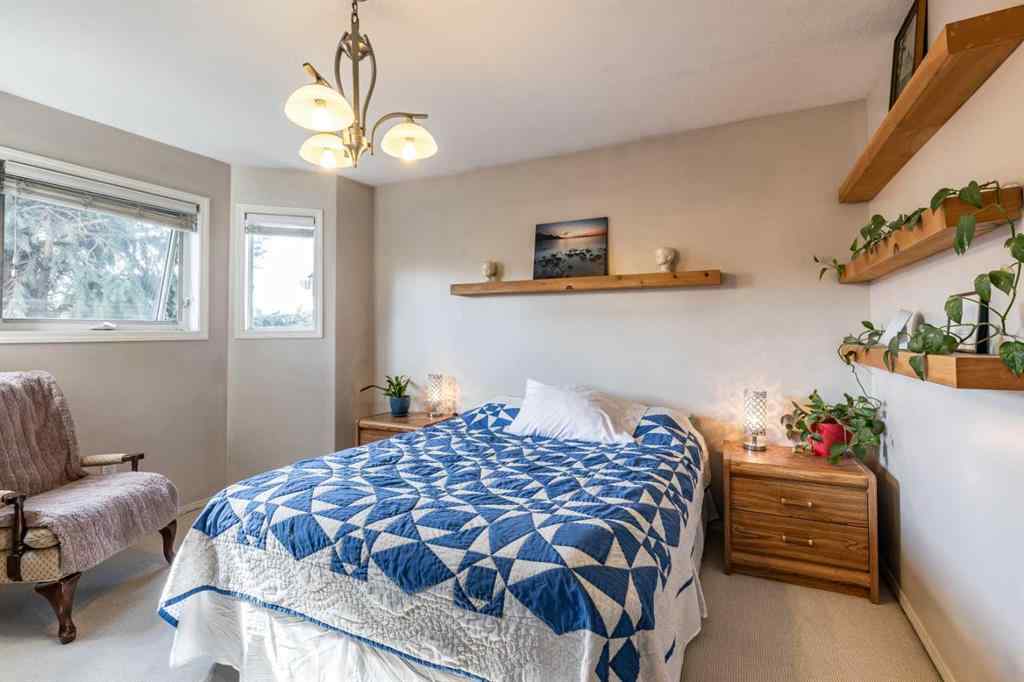 MLS® A2260459 - 321 Washington Way SE in River Flats Medicine Hat, Residential