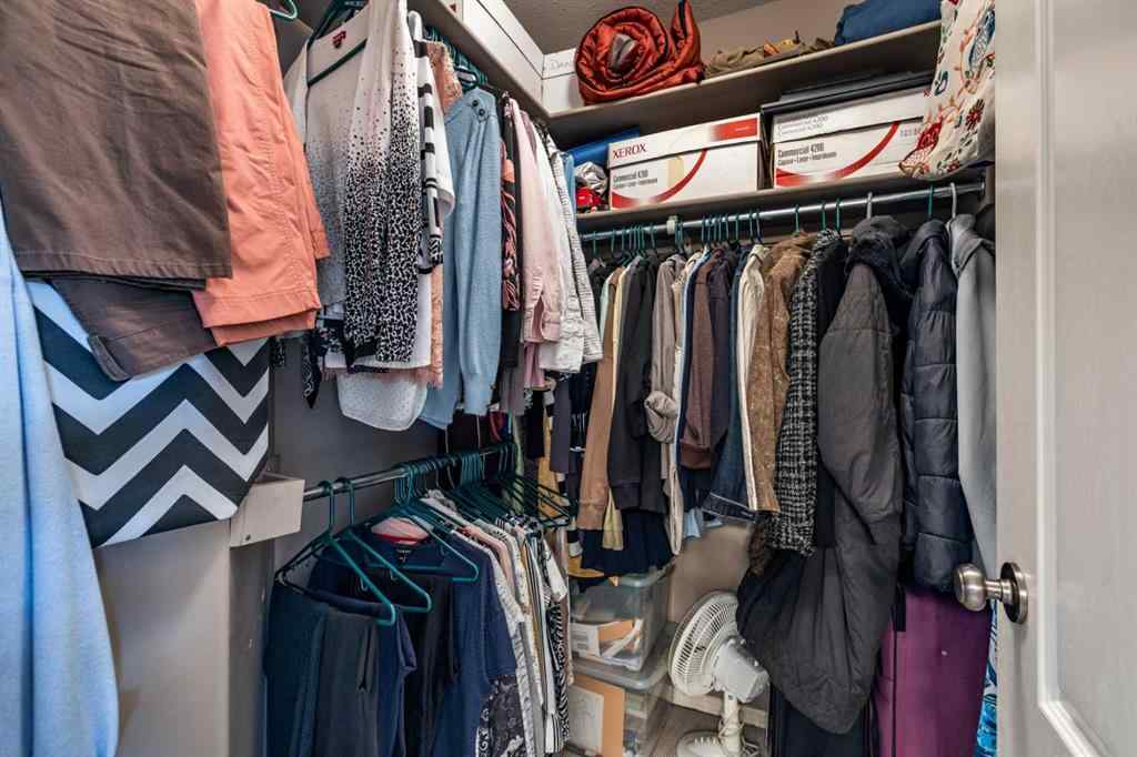 MLS® A2260459 - 321 Washington Way SE in River Flats Medicine Hat, Residential