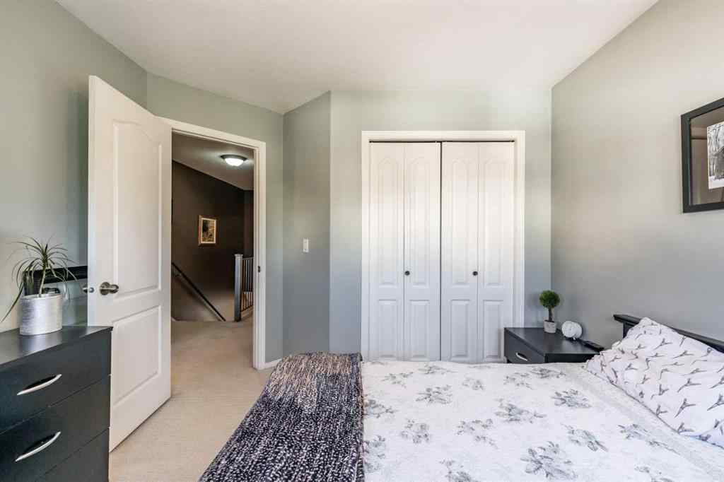 MLS® A2260459 - 321 Washington Way SE in River Flats Medicine Hat, Residential