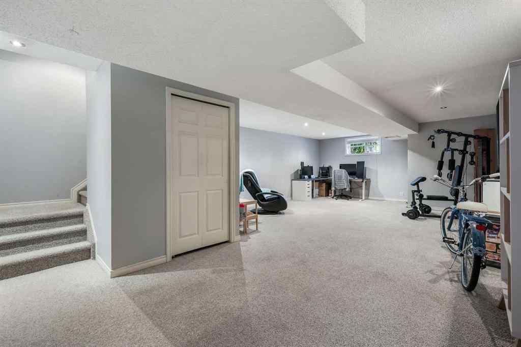 MLS® A2260465 - 156 Martin Crossing Court NE in Martindale Calgary, Residential