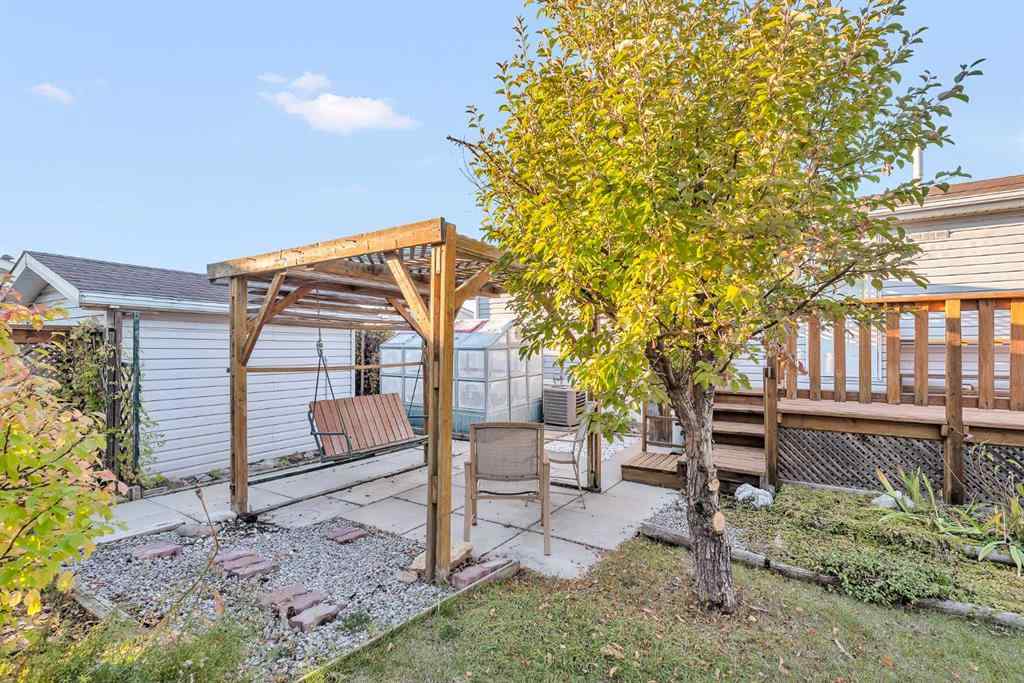 MLS® A2260469 - 211 2 Avenue SE in NONE Diamond Valley, Mobile