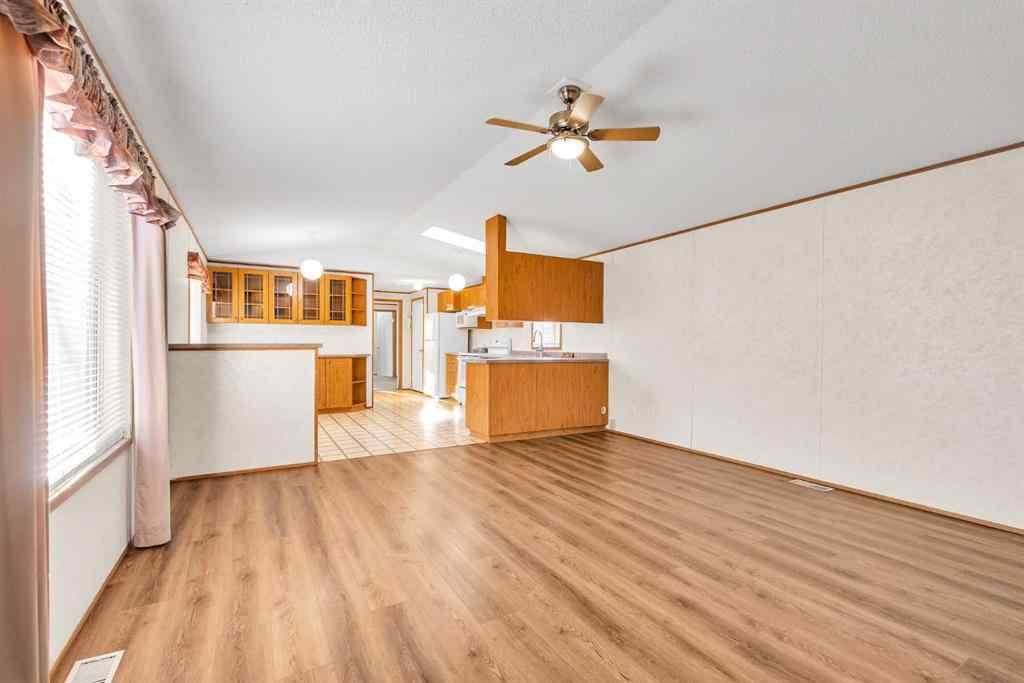 MLS® A2260469 - 211 2 Avenue SE in NONE Diamond Valley, Mobile