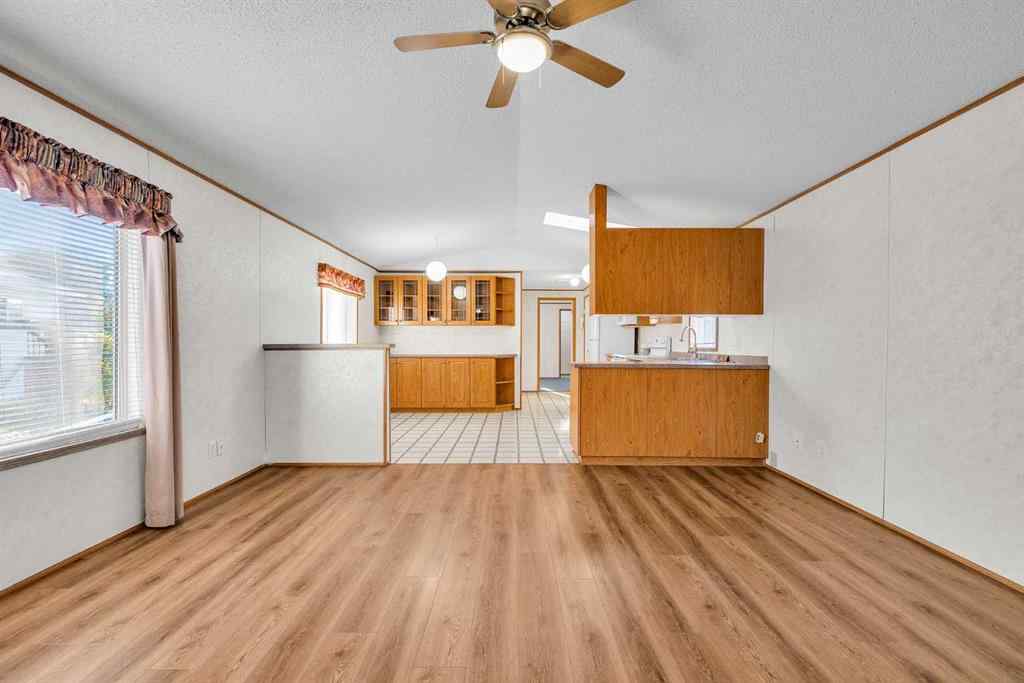 MLS® A2260469 - 211 2 Avenue SE in NONE Diamond Valley, Mobile