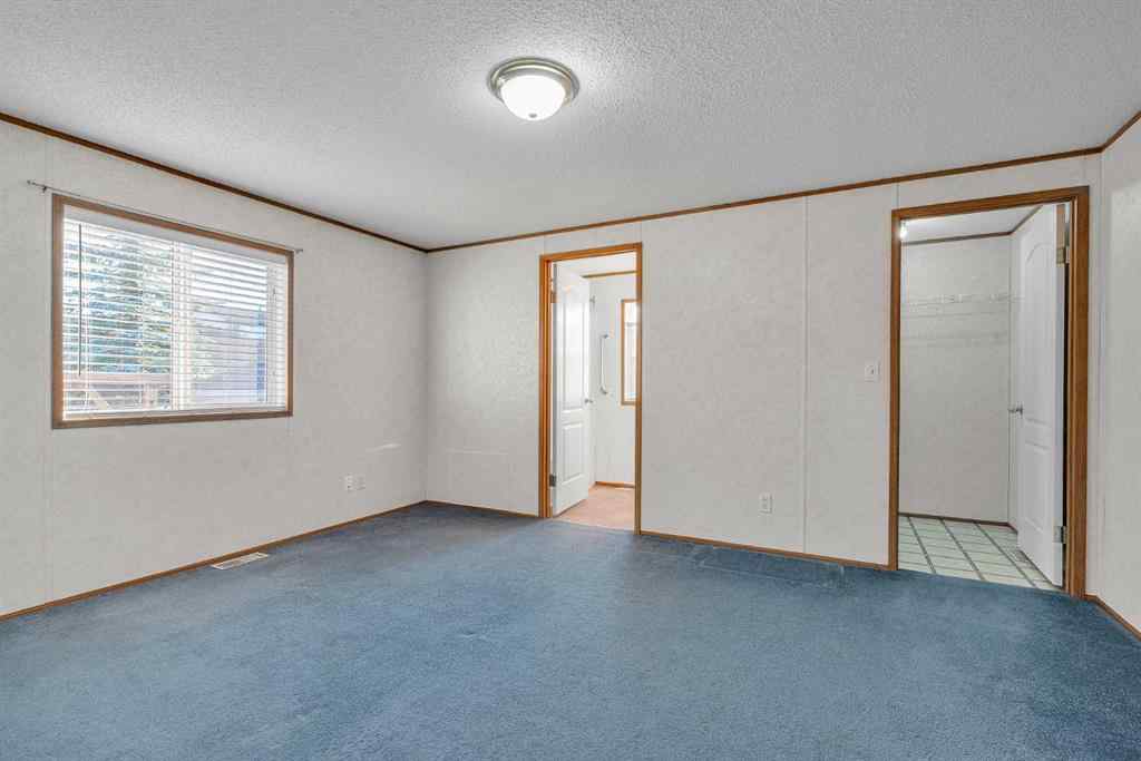 MLS® A2260469 - 211 2 Avenue SE in NONE Diamond Valley, Mobile