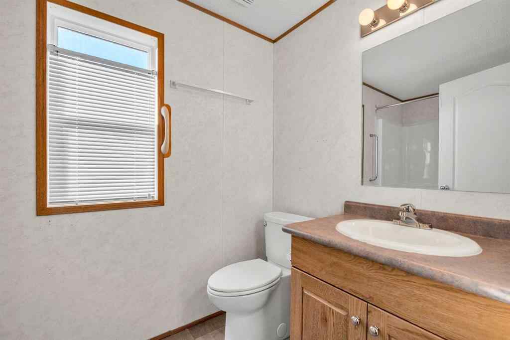 MLS® A2260469 - 211 2 Avenue SE in NONE Diamond Valley, Mobile