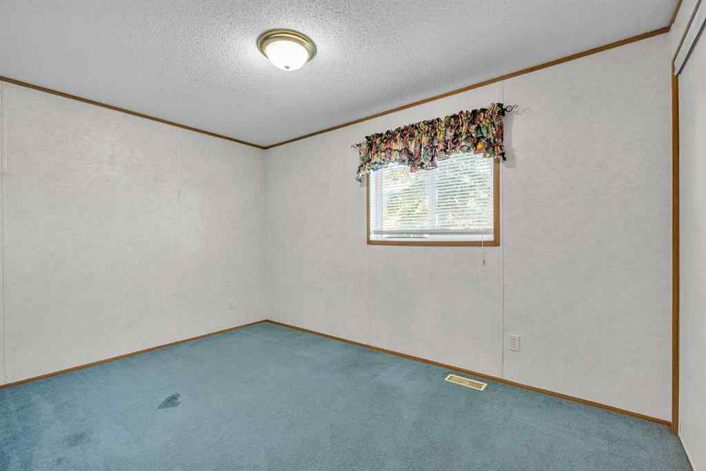 MLS® A2260469 - 211 2 Avenue SE in NONE Diamond Valley, Mobile