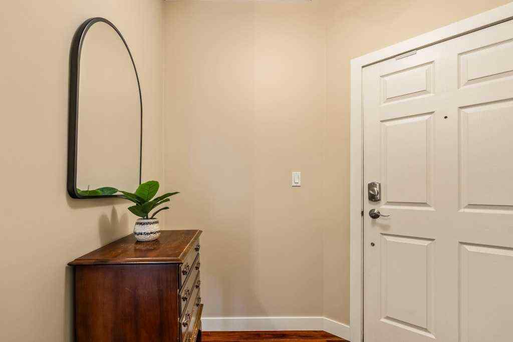 MLS® A2260475 - Unit #204 2419 Erlton Road SW in Erlton Calgary, Residential