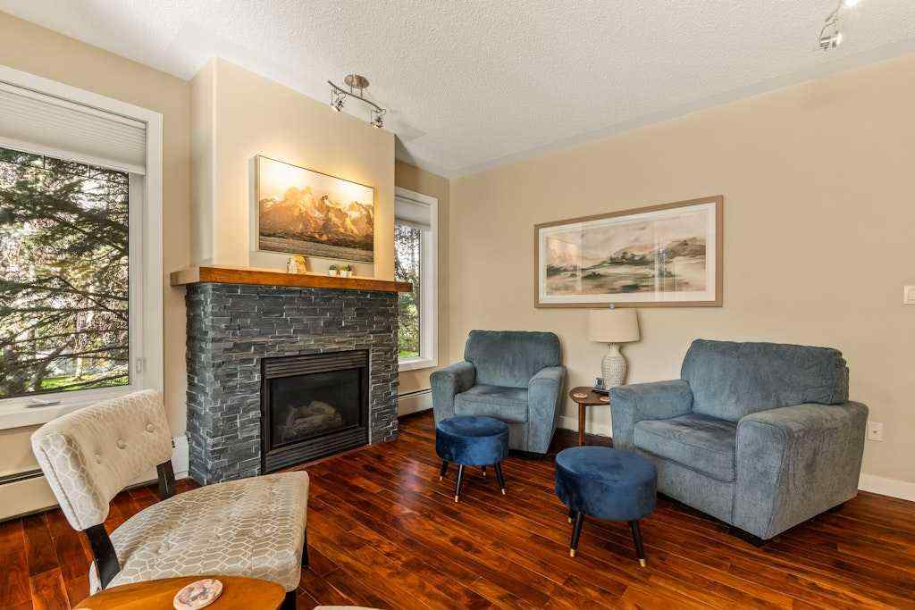 MLS® A2260475 - Unit #204 2419 Erlton Road SW in Erlton Calgary, Residential