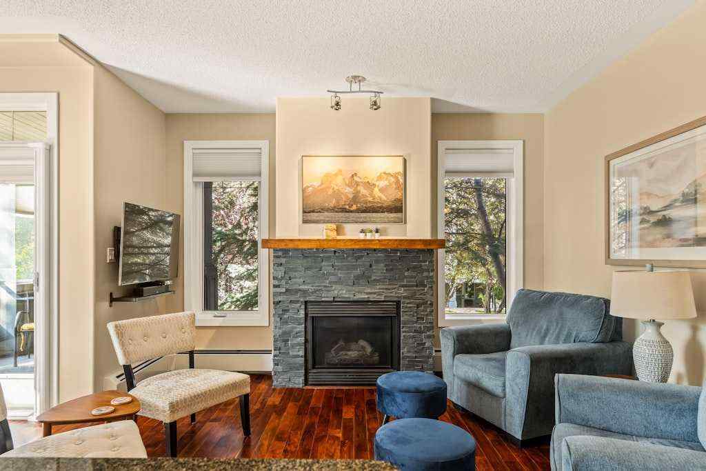 MLS® A2260475 - Unit #204 2419 Erlton Road SW in Erlton Calgary, Residential