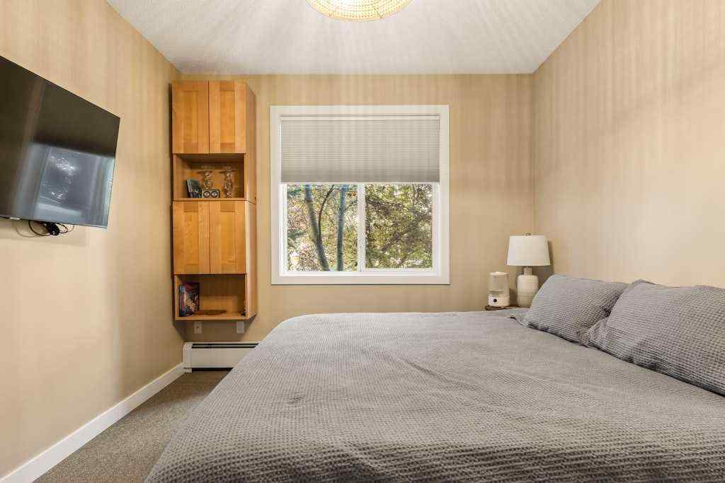 MLS® A2260475 - Unit #204 2419 Erlton Road SW in Erlton Calgary, Residential