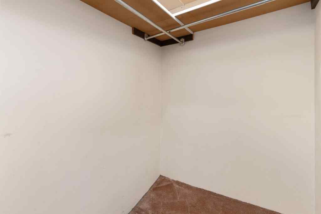 MLS® A2260477 - 4305 74 Street  in Duggan Park Camrose, Residential