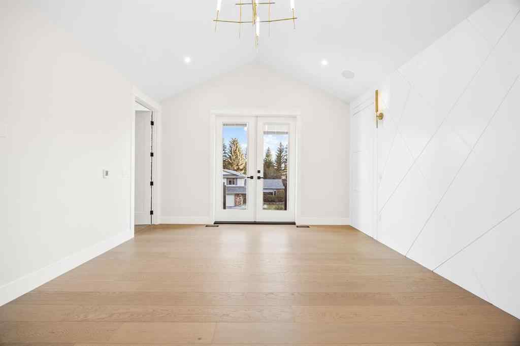 MLS® A2260481 - 620 Varsity Estates Crescent NW in Varsity Calgary, Residential