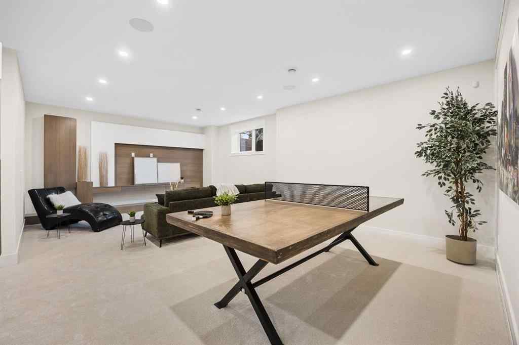 MLS® A2260481 - 620 Varsity Estates Crescent NW in Varsity Calgary, Residential