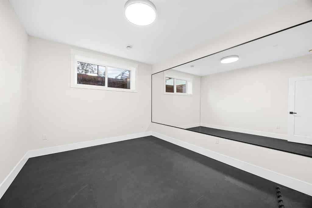 MLS® A2260481 - 620 Varsity Estates Crescent NW in Varsity Calgary, Residential