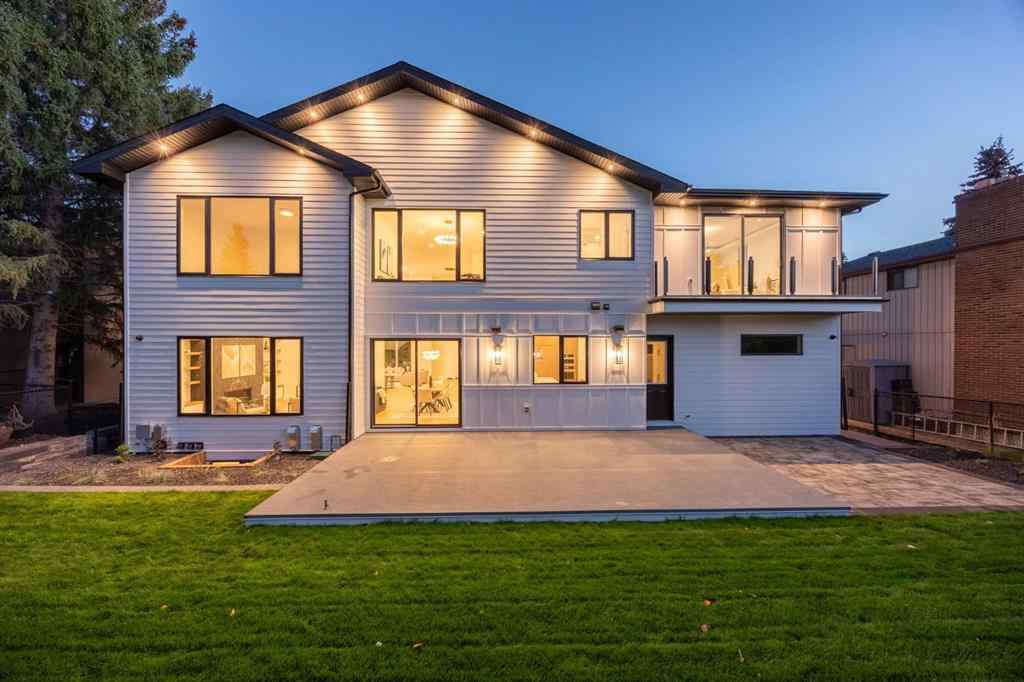 MLS® A2260481 - 620 Varsity Estates Crescent NW in Varsity Calgary, Residential