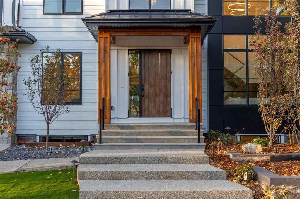 MLS® A2260481 - 620 Varsity Estates Crescent NW in Varsity Calgary, Residential