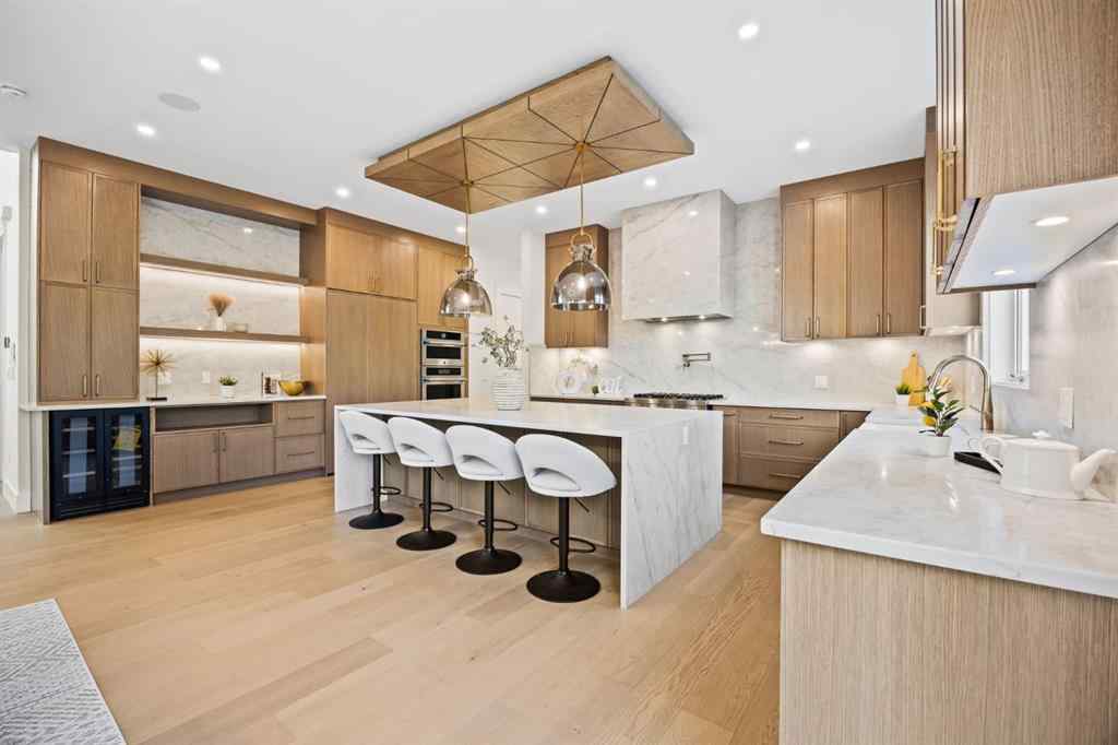 MLS® A2260481 - 620 Varsity Estates Crescent NW in Varsity Calgary, Residential