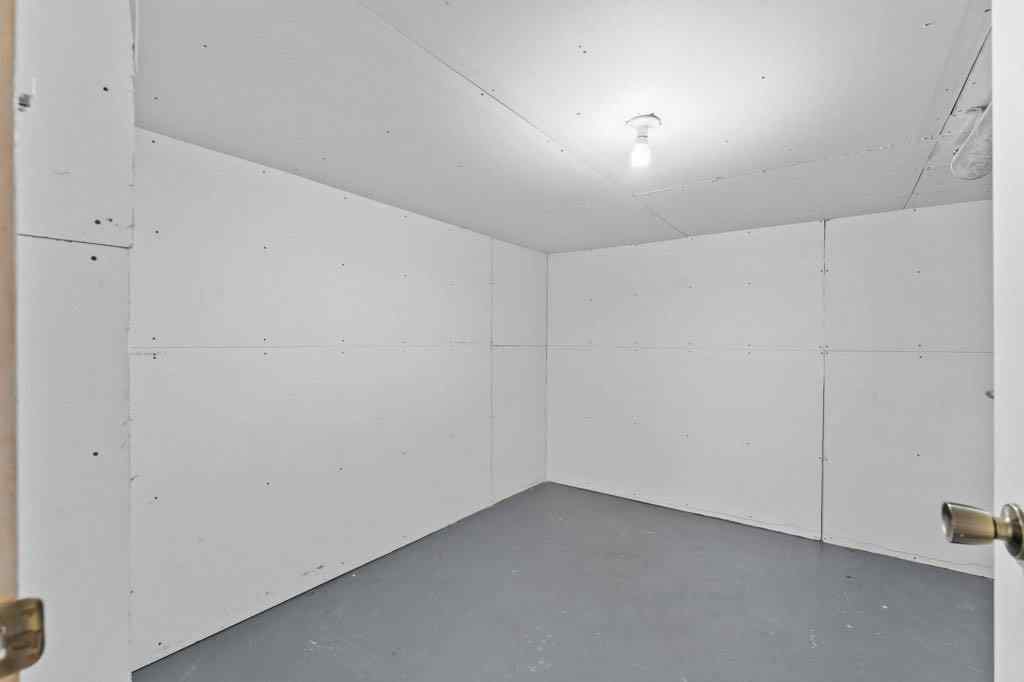 MLS® A2260483 - 47 Woodmont Way SW in Woodbine Calgary, Residential