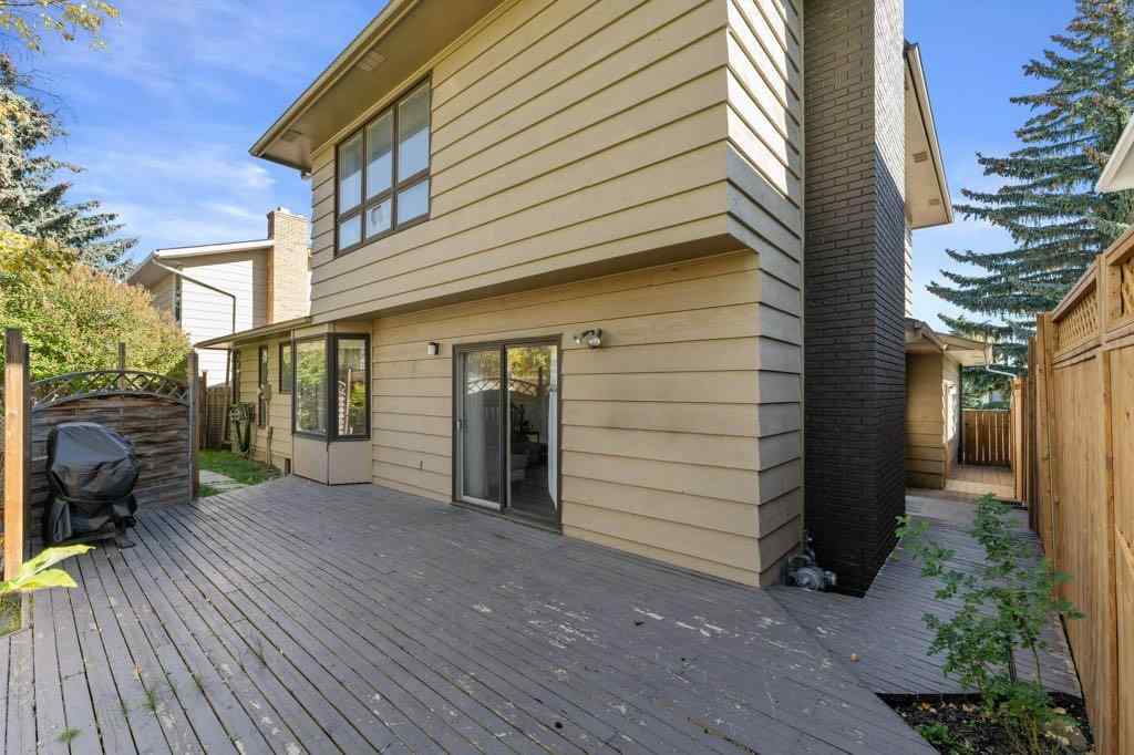 MLS® A2260483 - 47 Woodmont Way SW in Woodbine Calgary, Residential