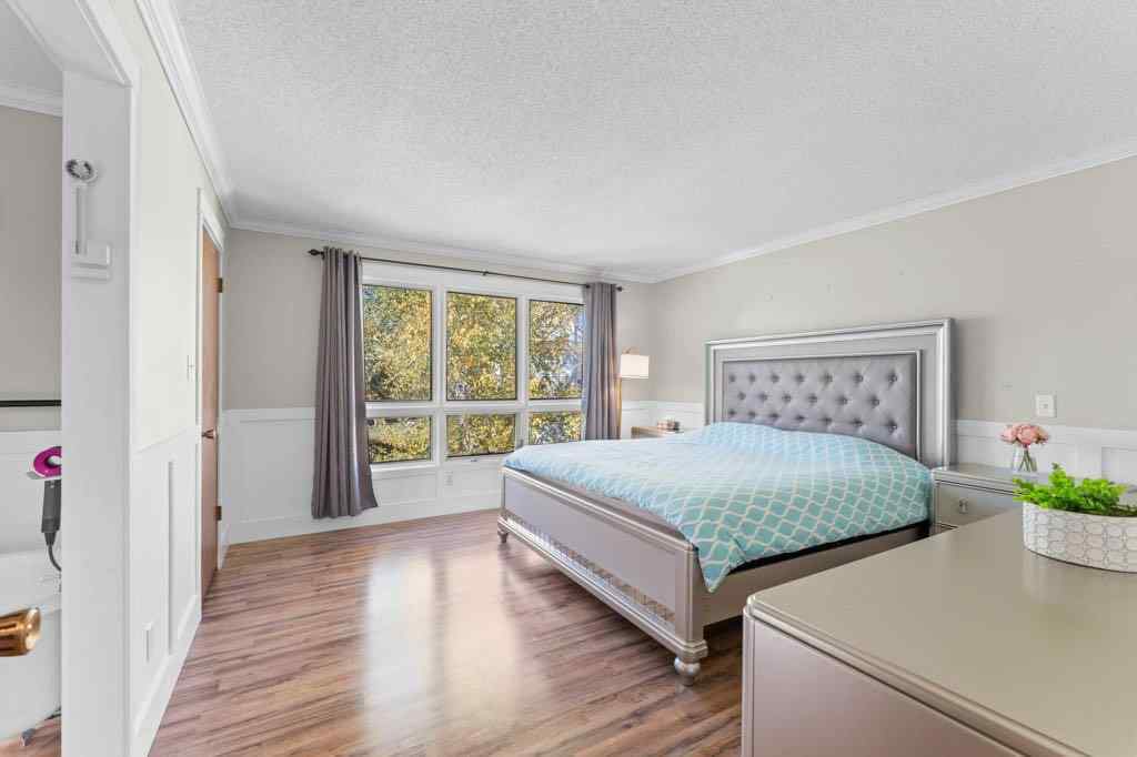 MLS® A2260483 - 47 Woodmont Way SW in Woodbine Calgary, Residential