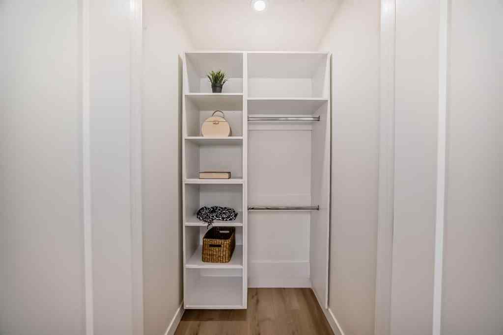 MLS® A2260488 - 128 Cantrell Place SW in Canyon Meadows Calgary, Residential