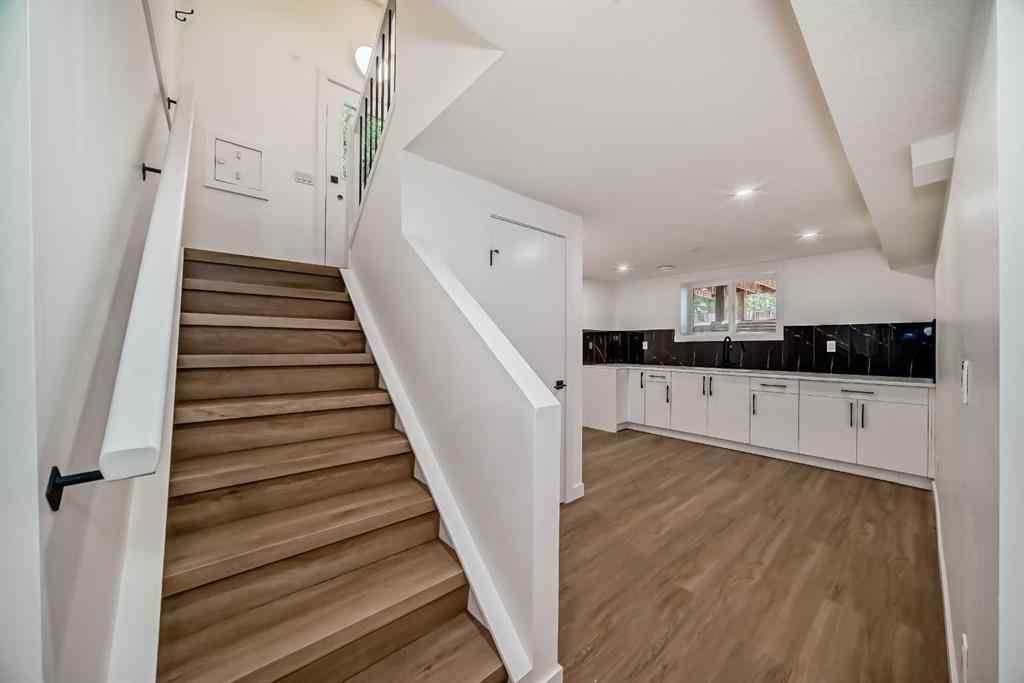 MLS® A2260488 - 128 Cantrell Place SW in Canyon Meadows Calgary, Residential