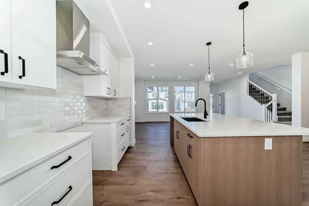 MLS® A2260490 - 39 Bartlett Row SE in Rangeview Calgary, Residential